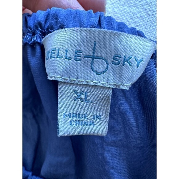 Belle & Sky Woman's Puff Sleeve Blouse Size XL Casual Office Career Everyday - Picture 2 of 15